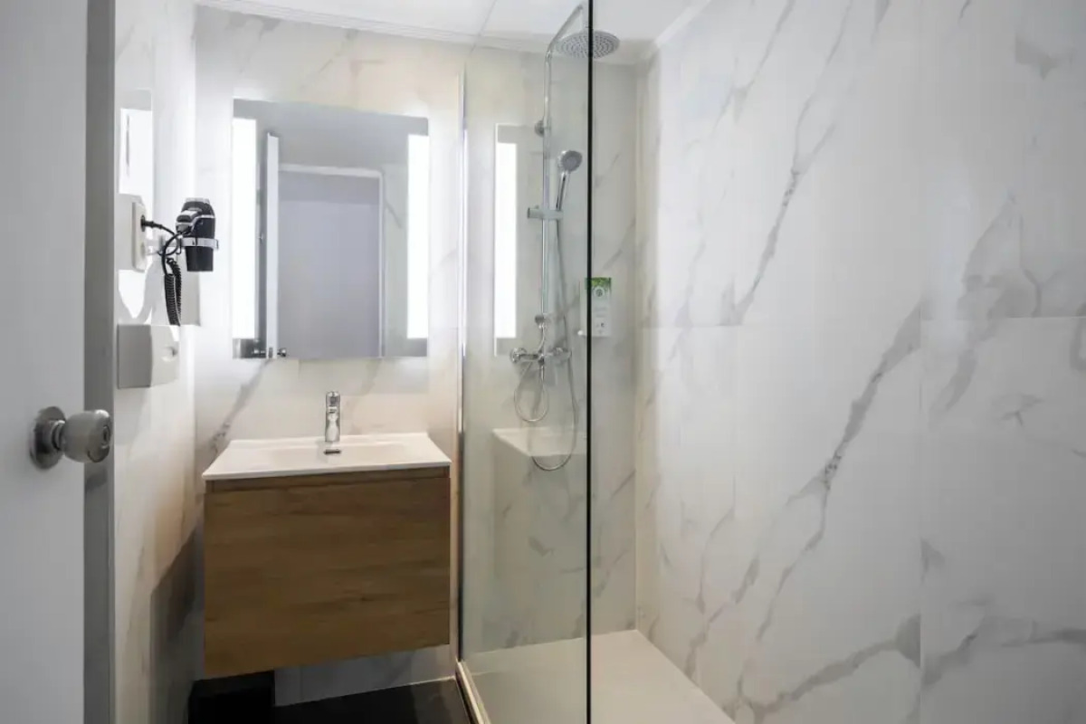 Отель Hotel Louise