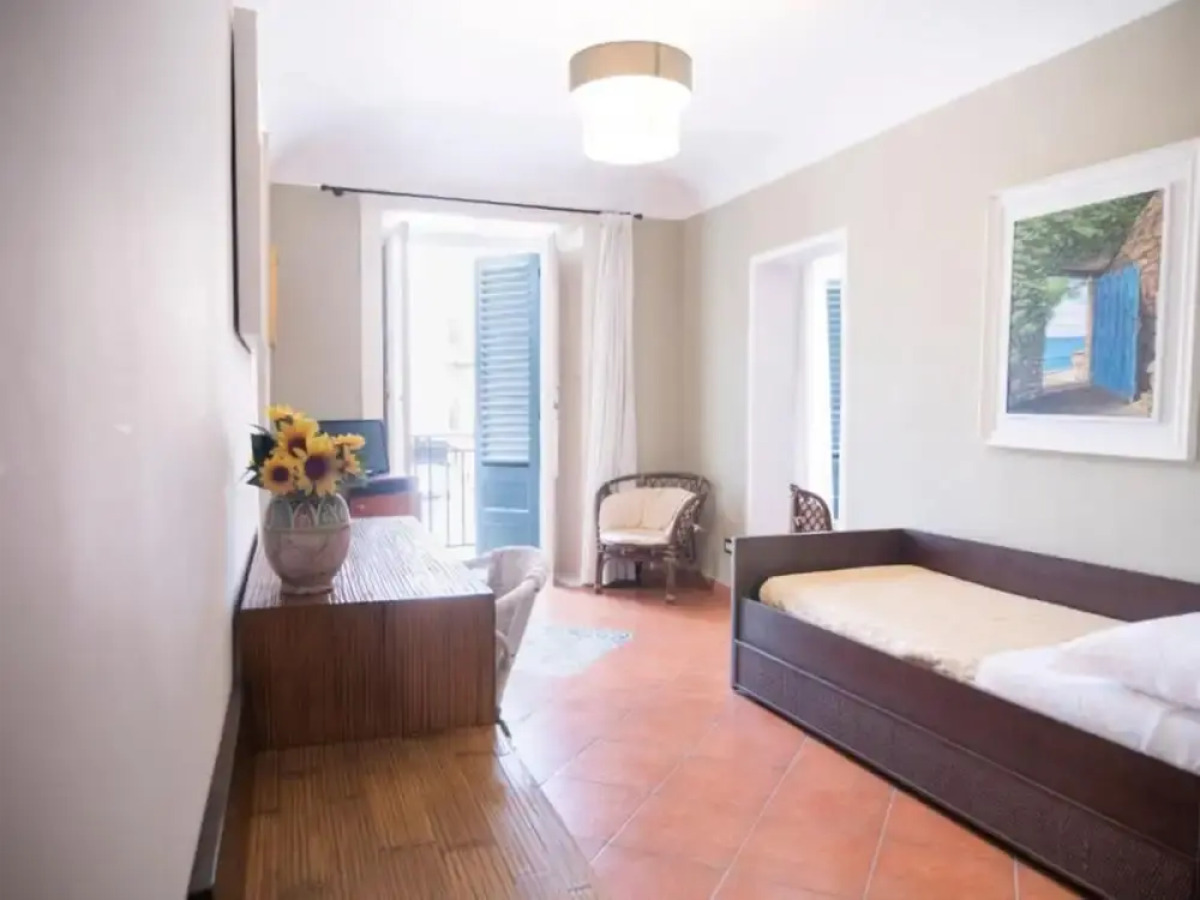 Kalamarina Rooms B&B