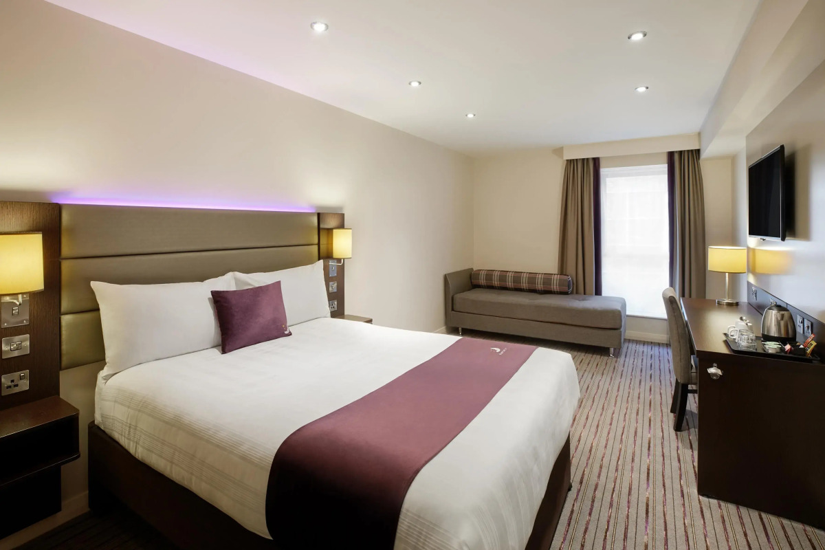 Premier Inn Glasgow City - George Square