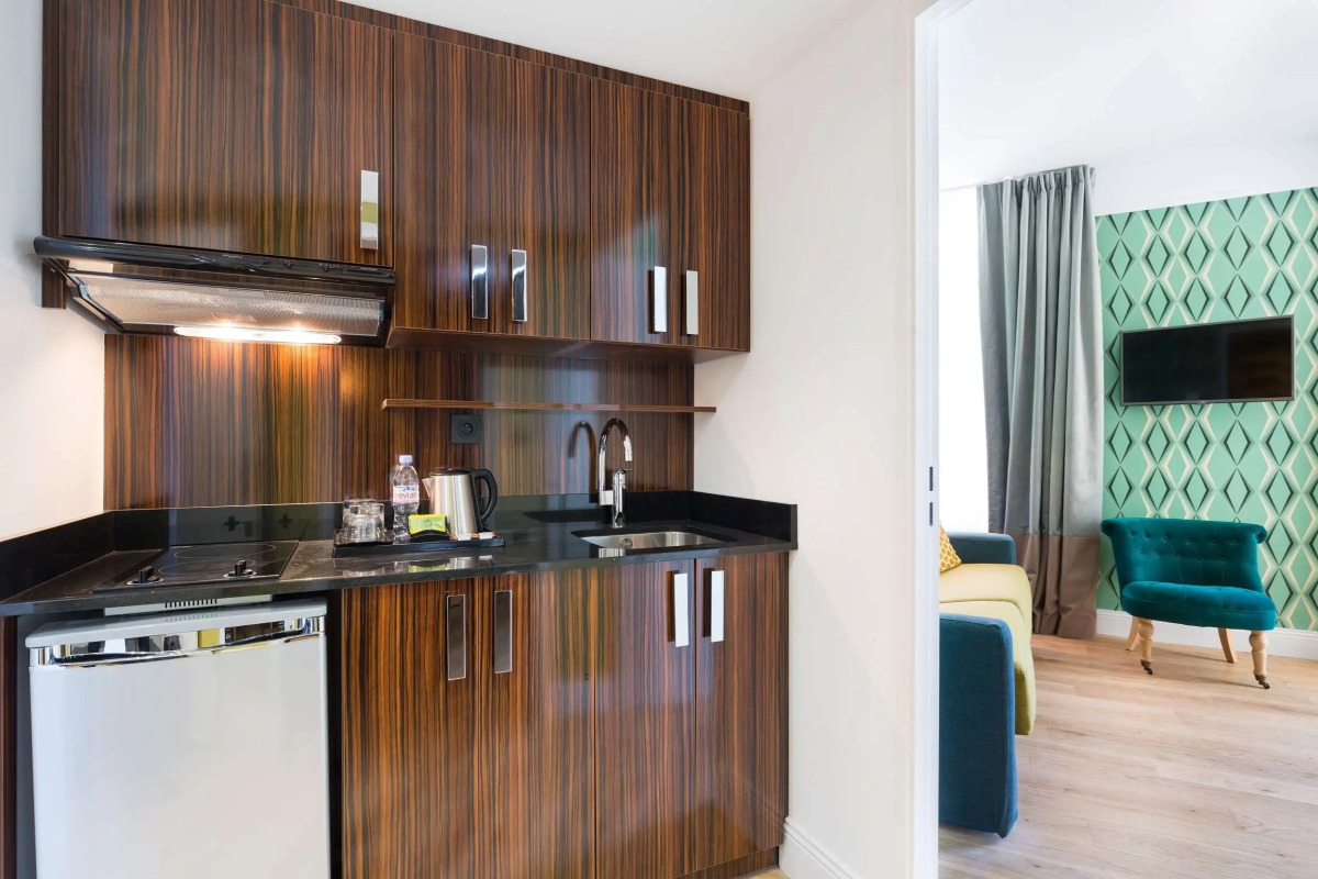 The Jay Hotel by HappyCulture