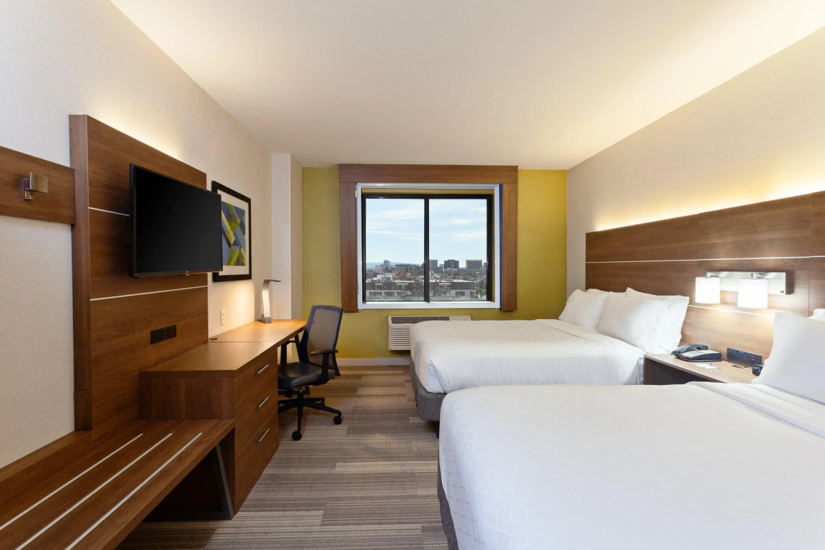 Holiday Inn Express Los Angeles Airport by IHG