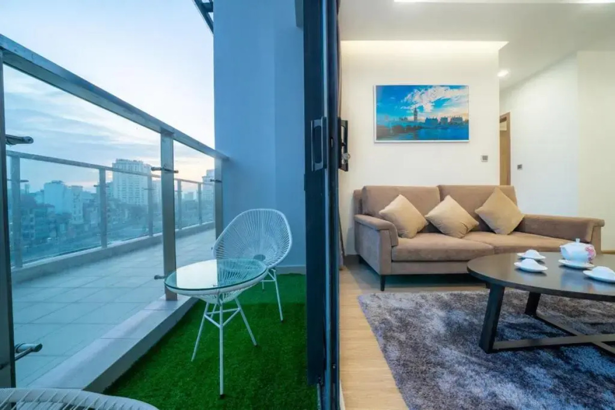 BOM HOMES- VINHOMES METROPOLIS-Service Apartment