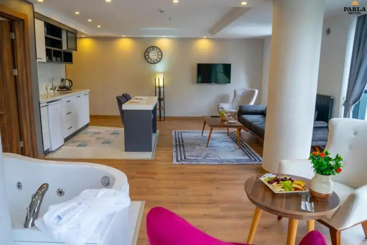 Parla Suite Hotel