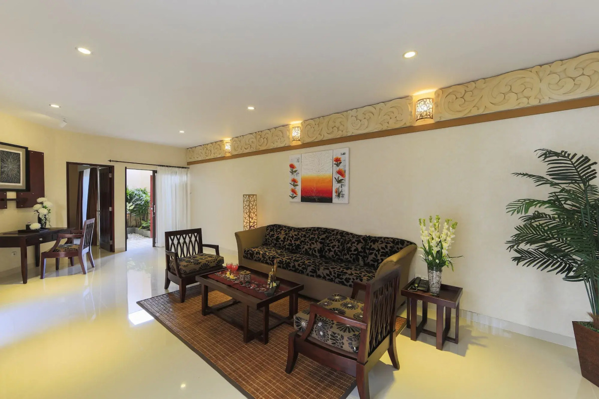 Flamingo Dewata Suite