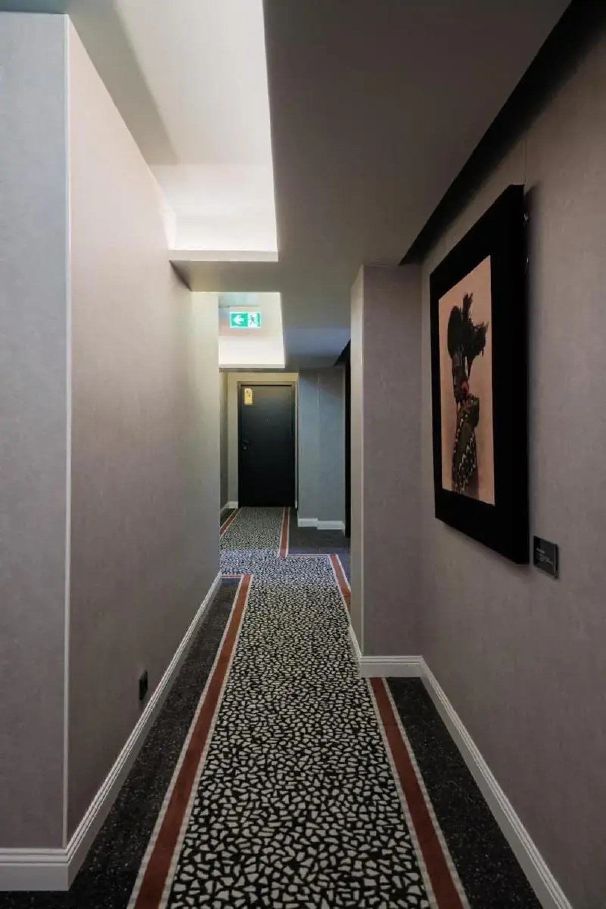 MUZE Hotel Düsseldorf - Handwritten Collection