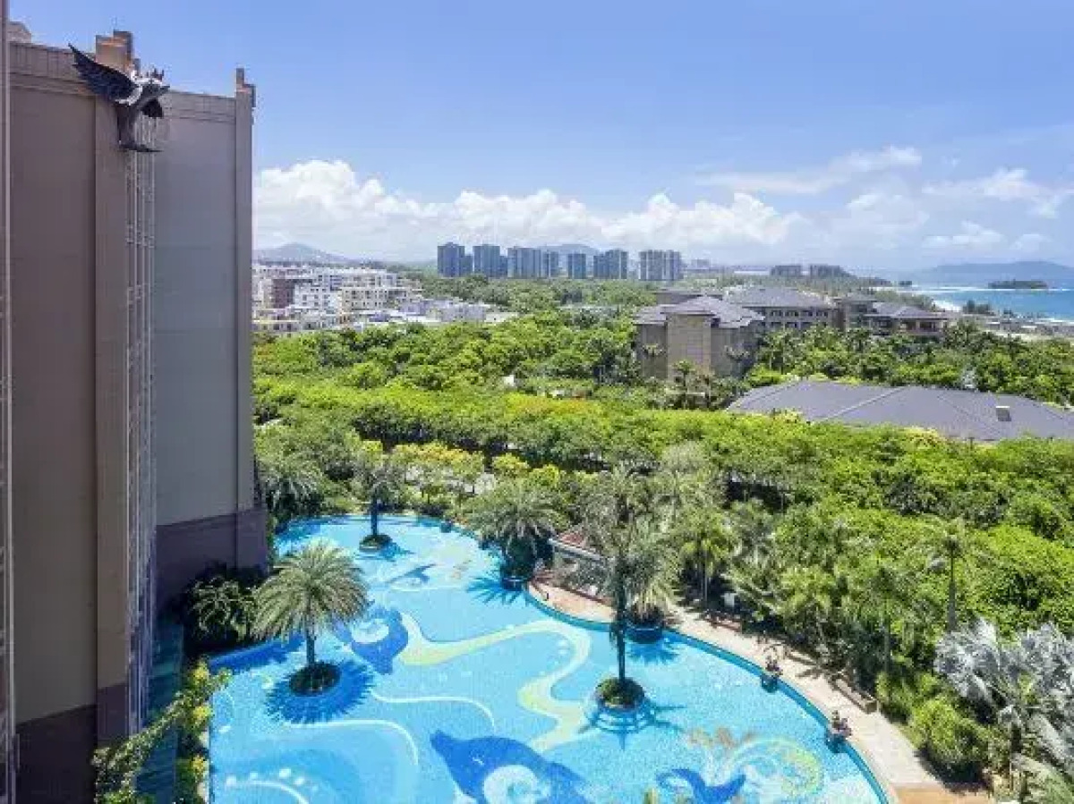 Yihai blue sky apartment (Lingshui Coral Sea store)