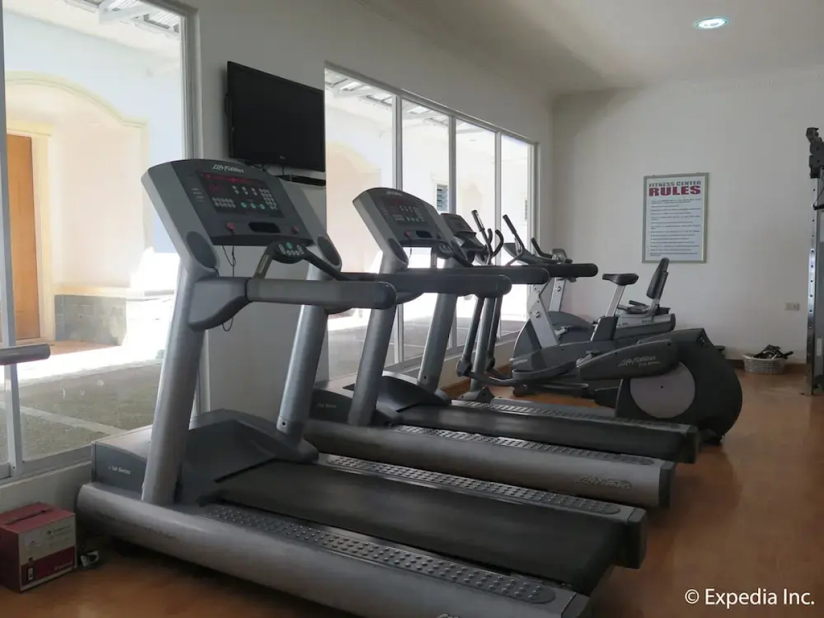 Panglao Regents Park Resort