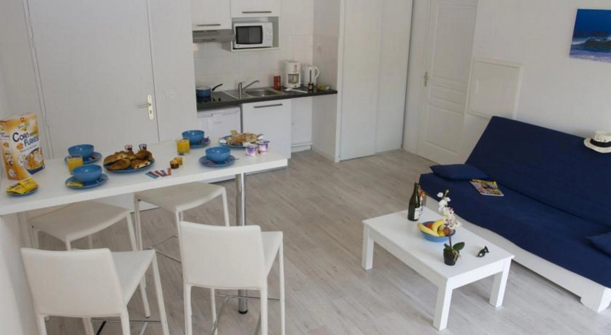 Adonis Grandcamp - Les Isles de Sola