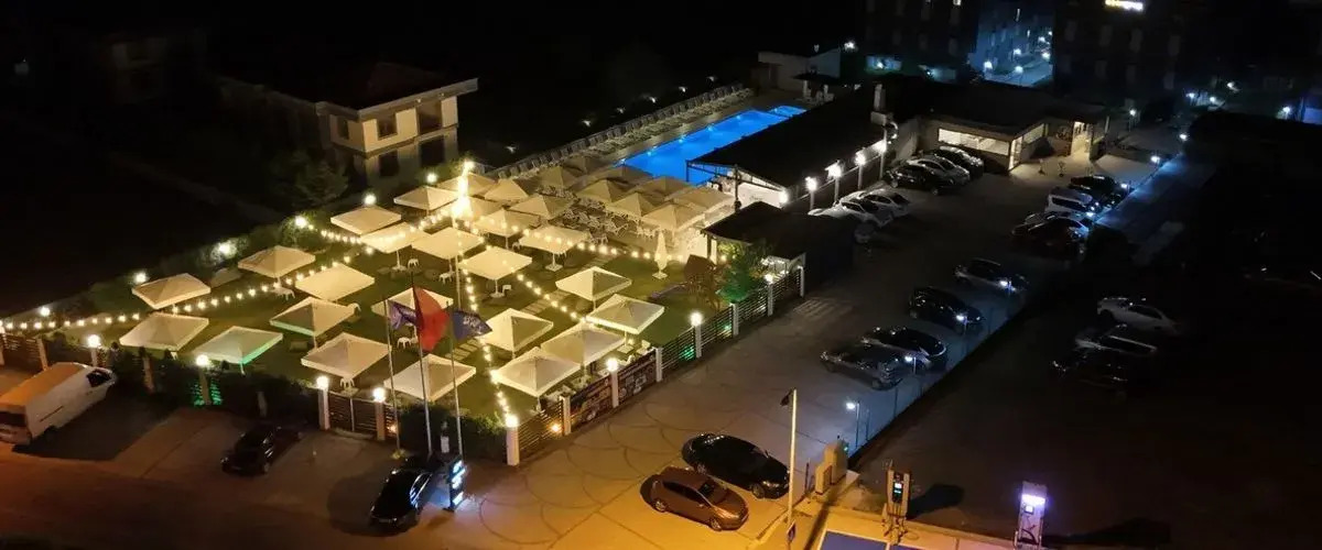 Uçar Royal Hotel and Conference Hall