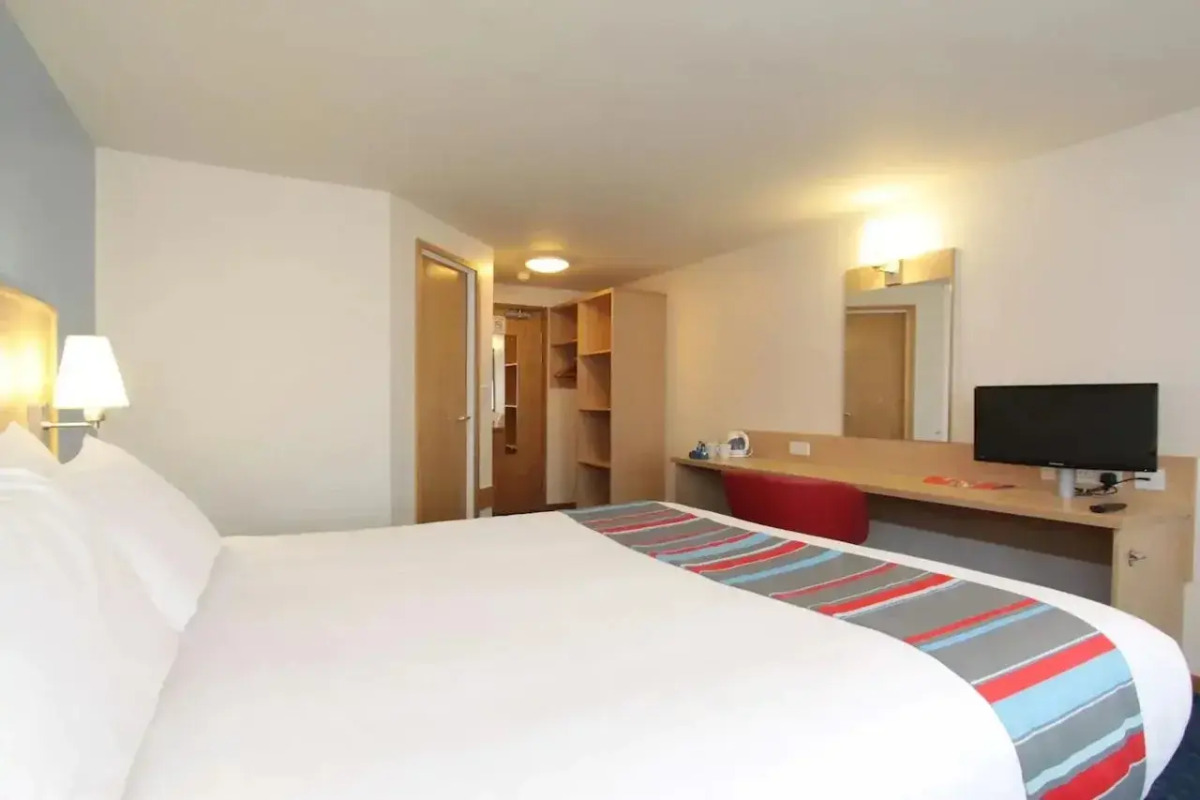 Travelodge London Kings Cross Royal Scot Hotel