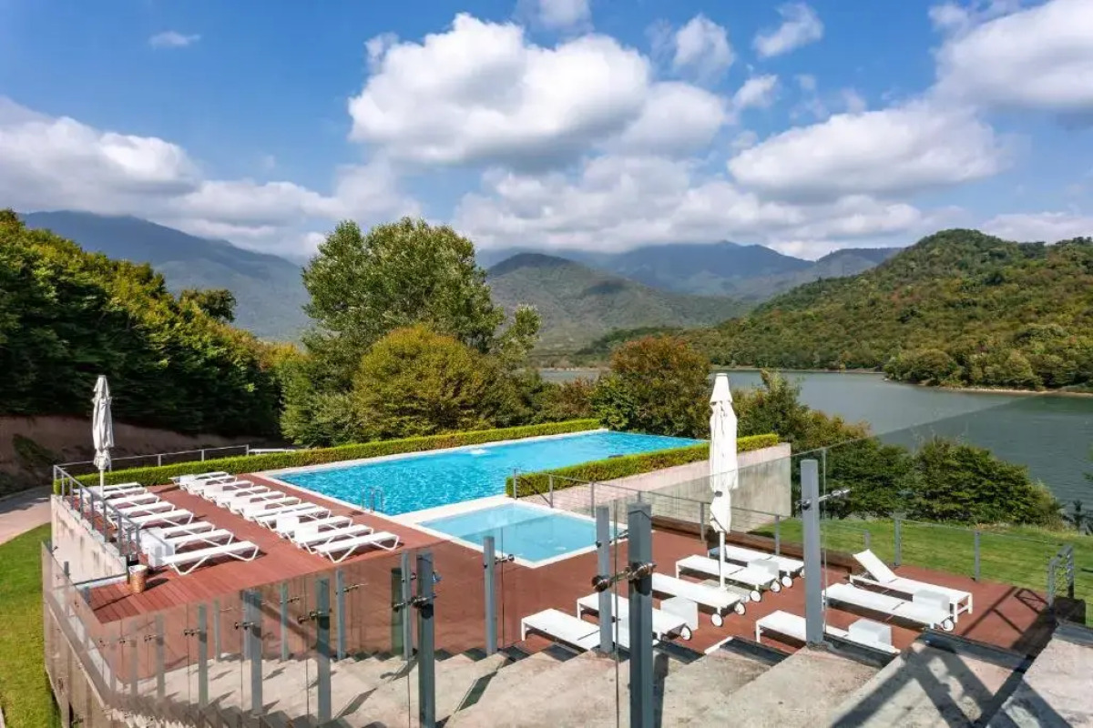 Курорт Kvareli Lake