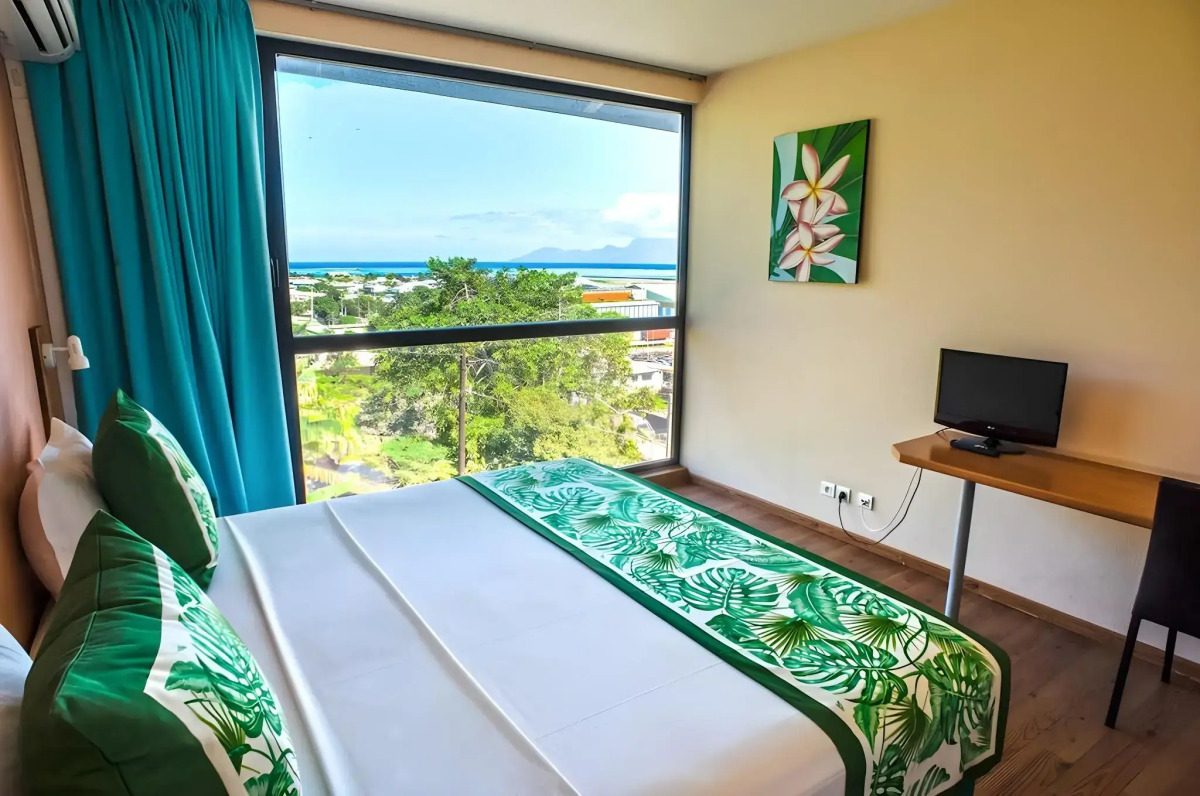 Tahiti Airport Motel