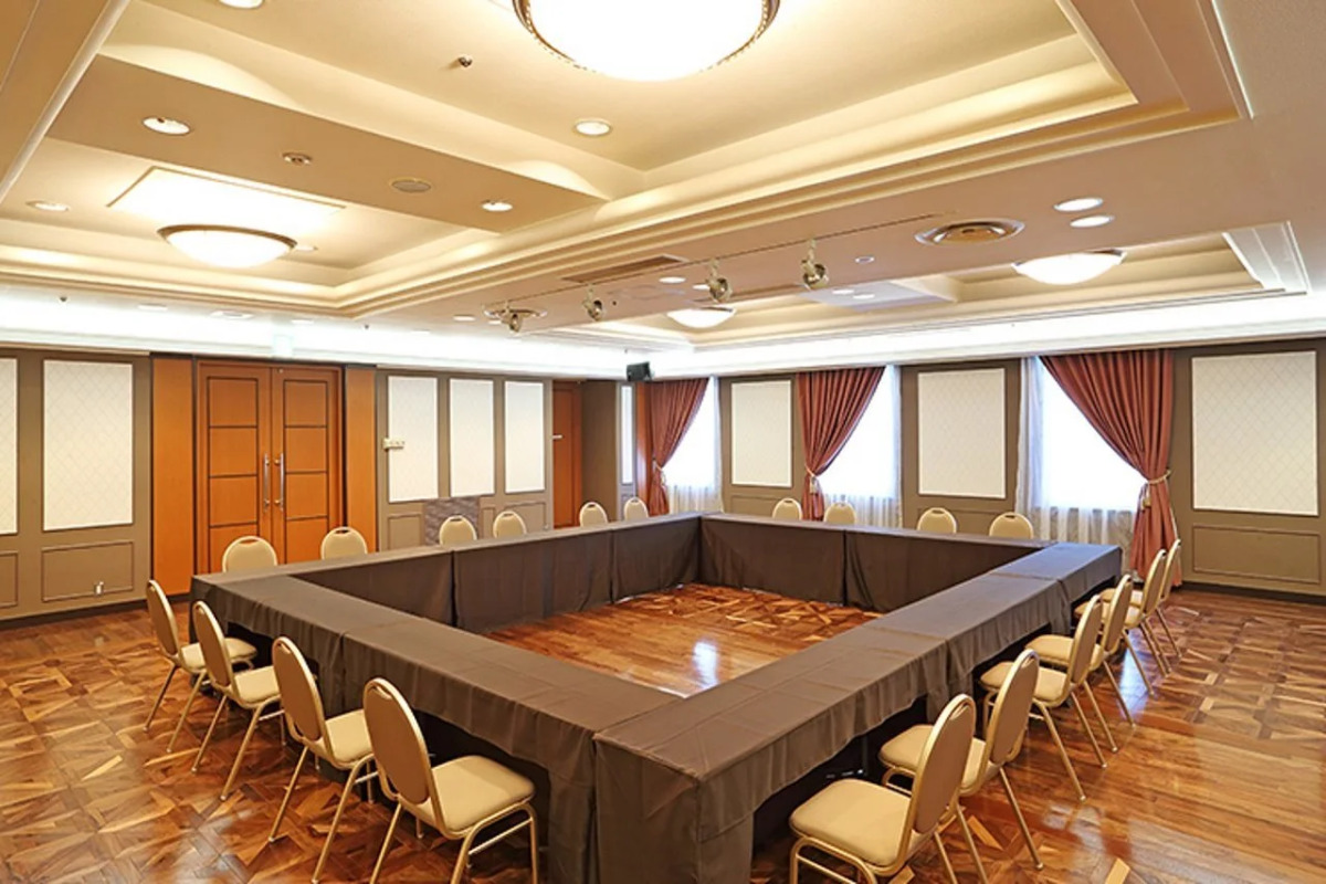 Отель Osaka Tokyu Rei