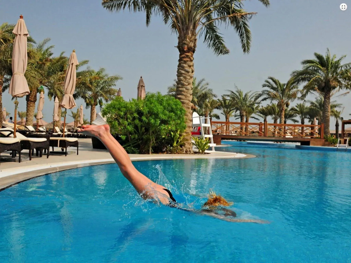 Al Bander Hotel & Resort