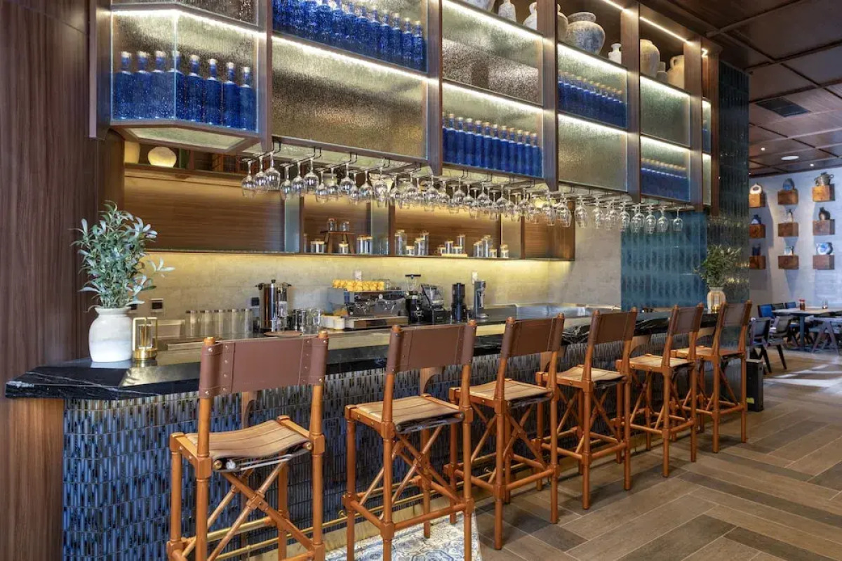 Ashley Tugu Tani Menteng