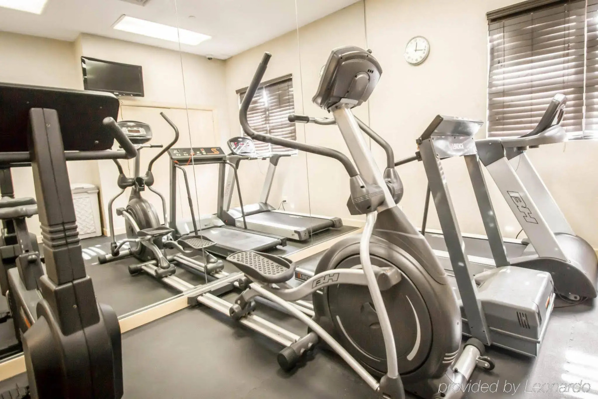 The Landing at LaGuardia