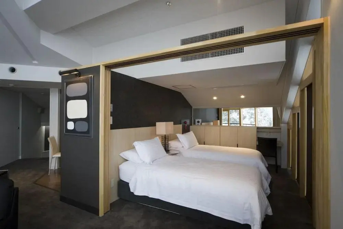 The Ridge Hotel & Apartments