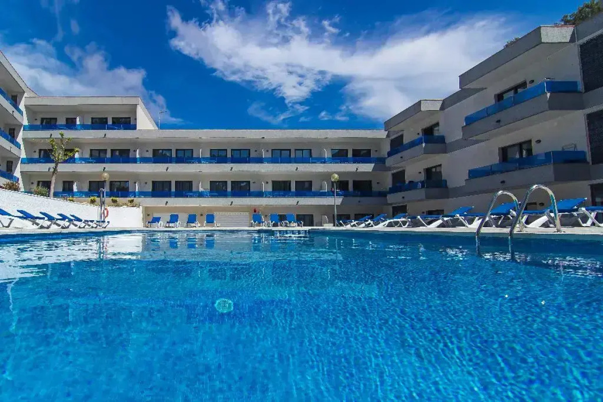 RV Hotels Apartamentos Treumal Park