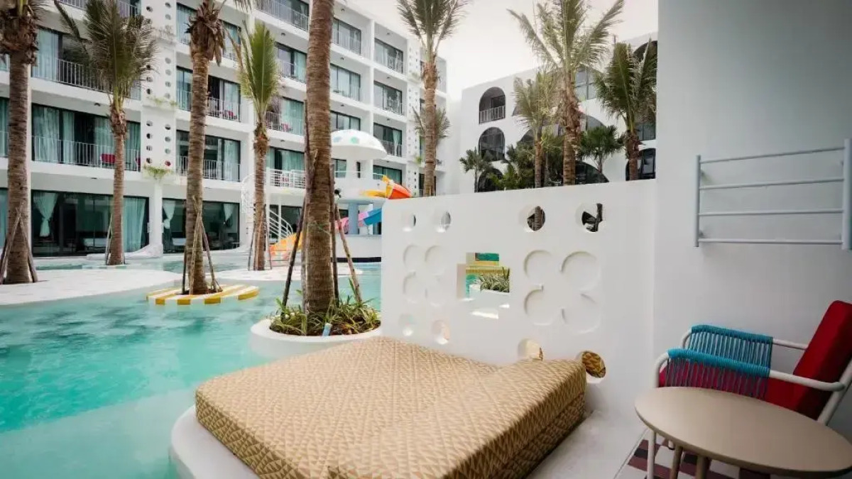 Sugar Marina POP, Kata Beach