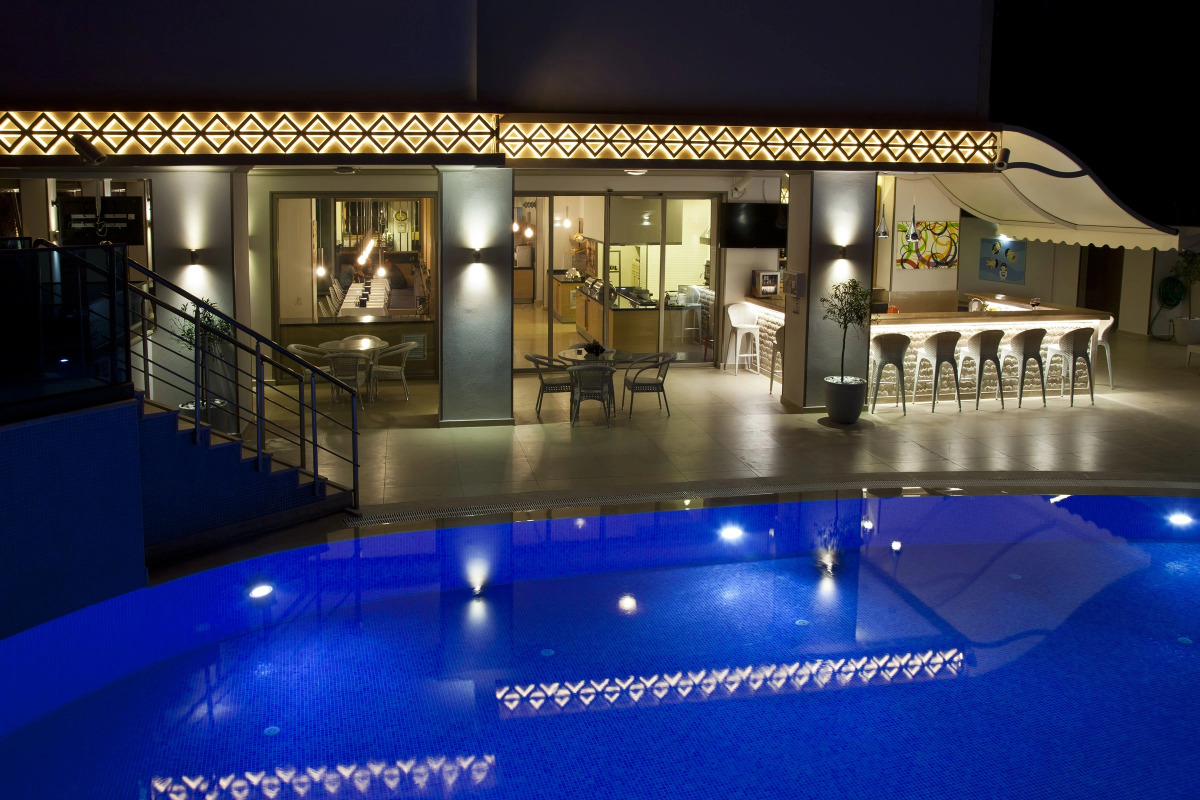 Отель Aurasia Design