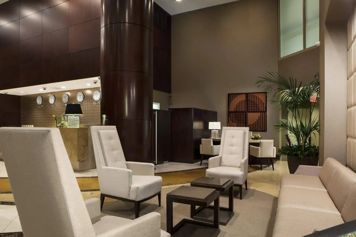 Trump International Beach Resort