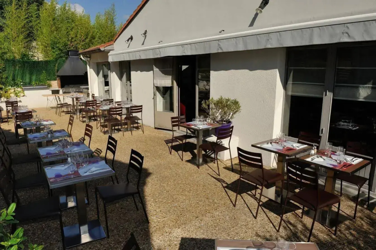 Campanile NATURE - Marseille Saint-Antoine