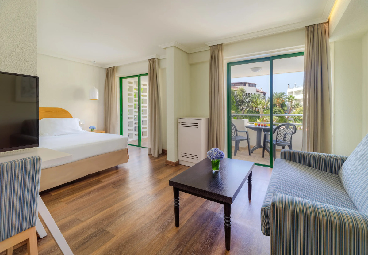 Отель H10 Tenerife Playa