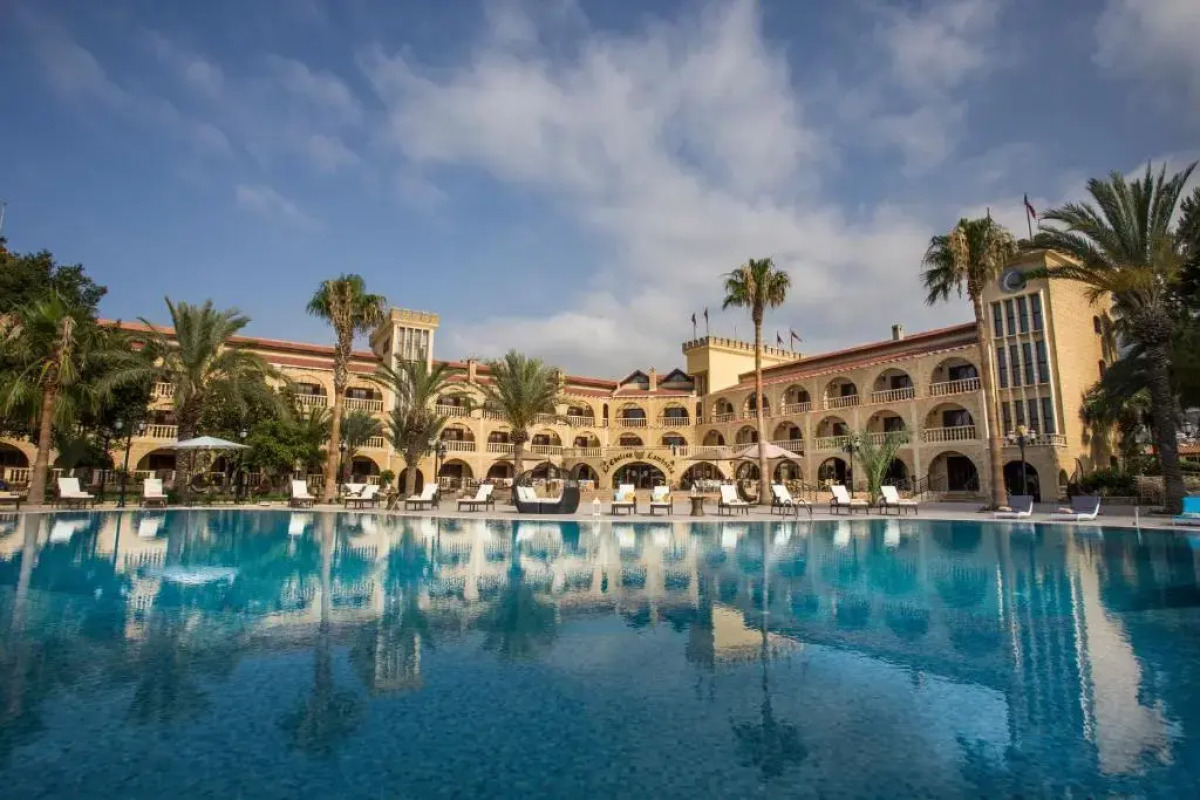 Le Chateau Lambousa Hotel