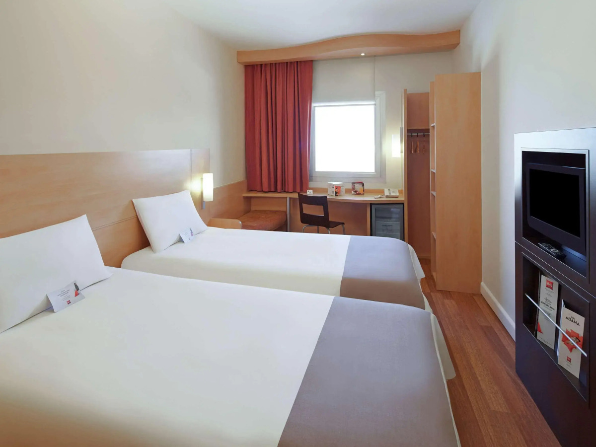 ibis Adana