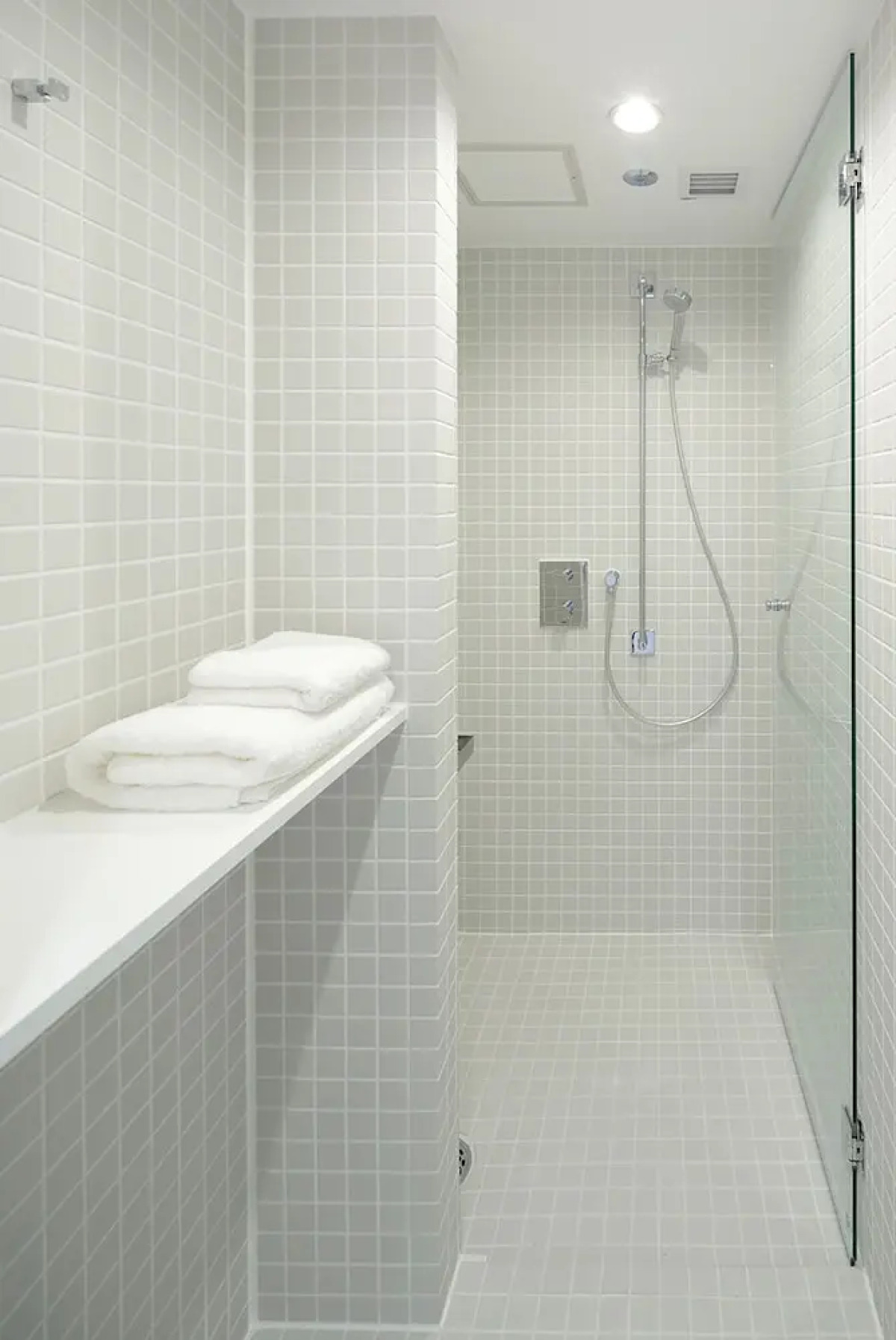 9h nine hours Akasaka sleep lab