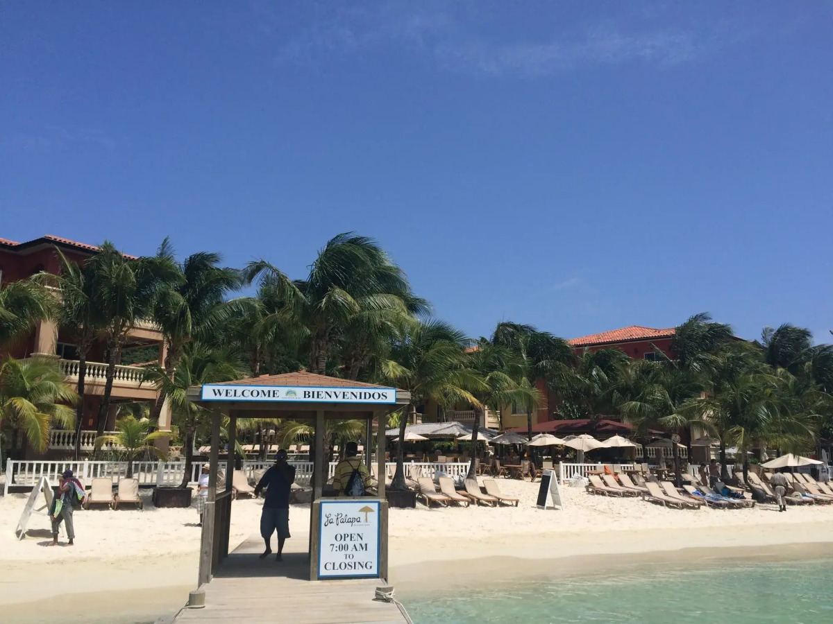 Infinity Bay Spa & Beach Resort