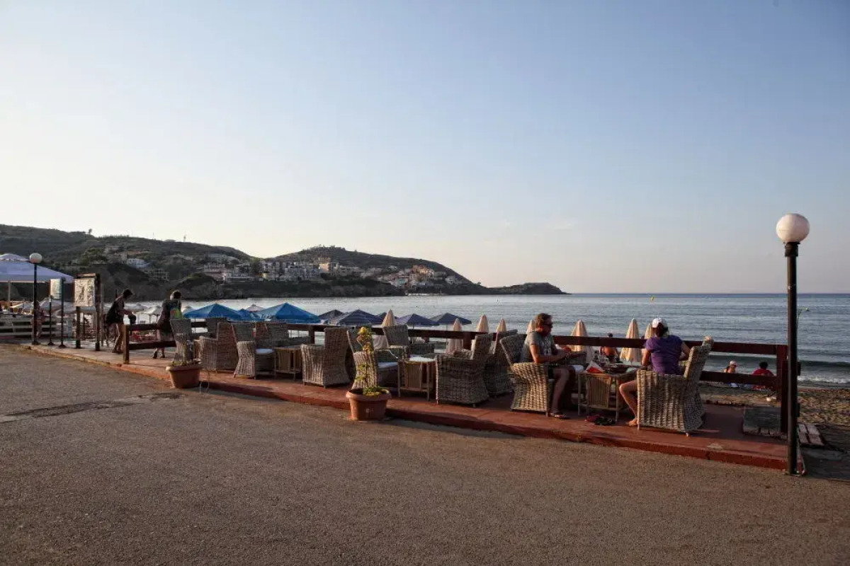 Niriides Beach Hotel