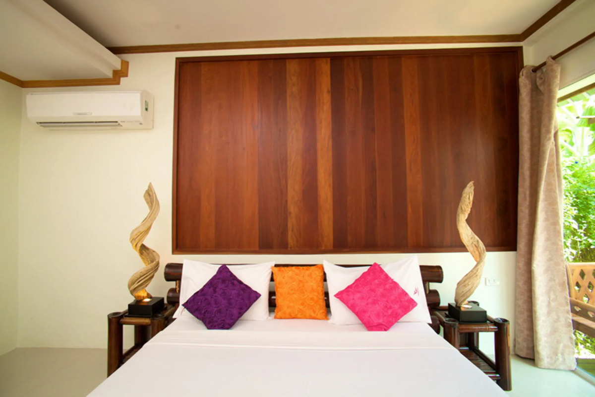 Paradise Resort PHI PHI