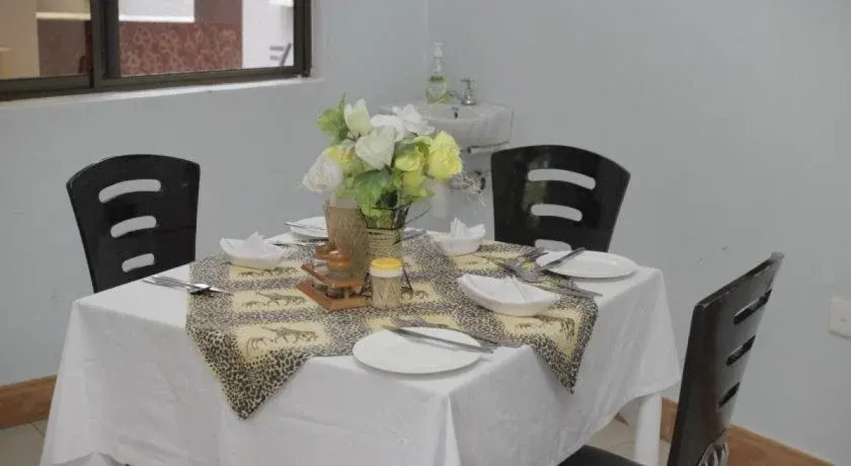 Arusha Giraffe Lodge