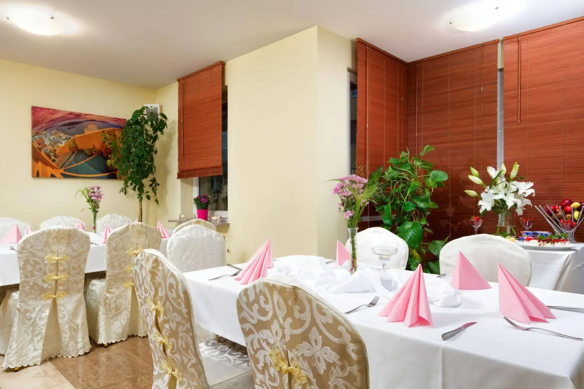 Versal apartHotel Airport Modlin