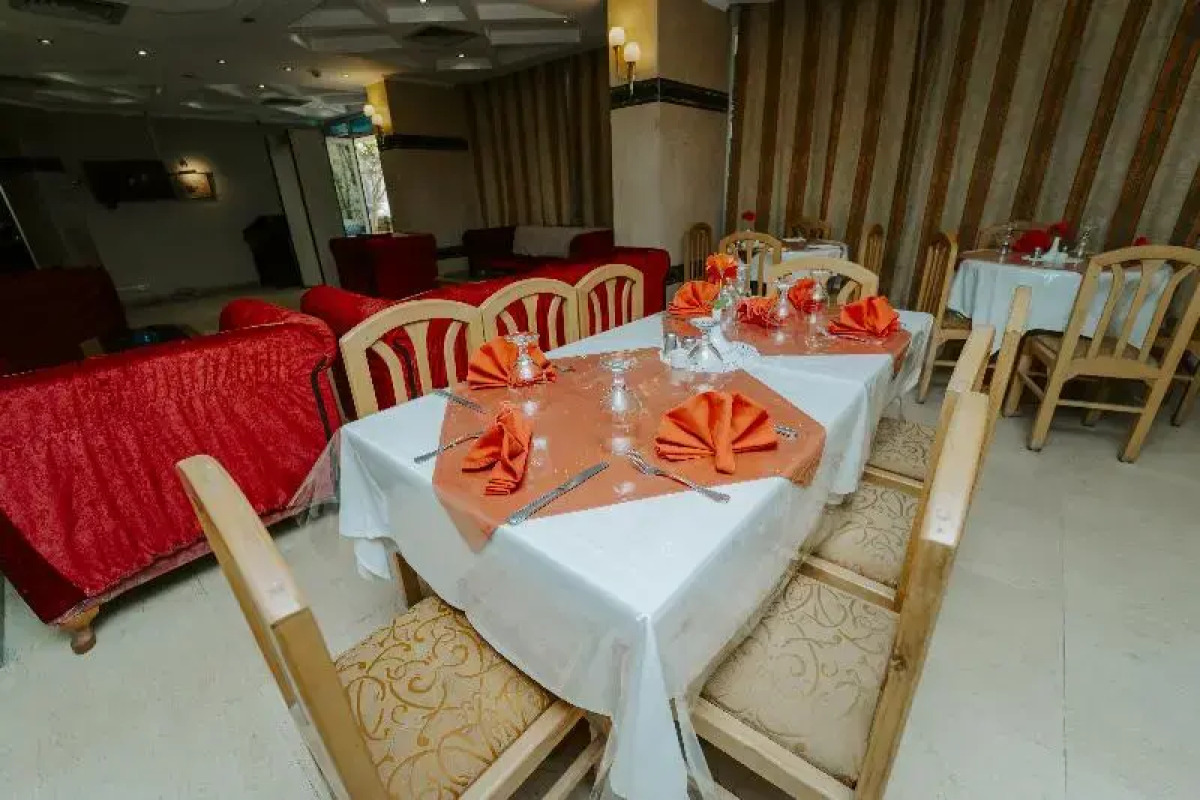 Queens Valley Hotel, Restaurants, Bars and Spa Luxor