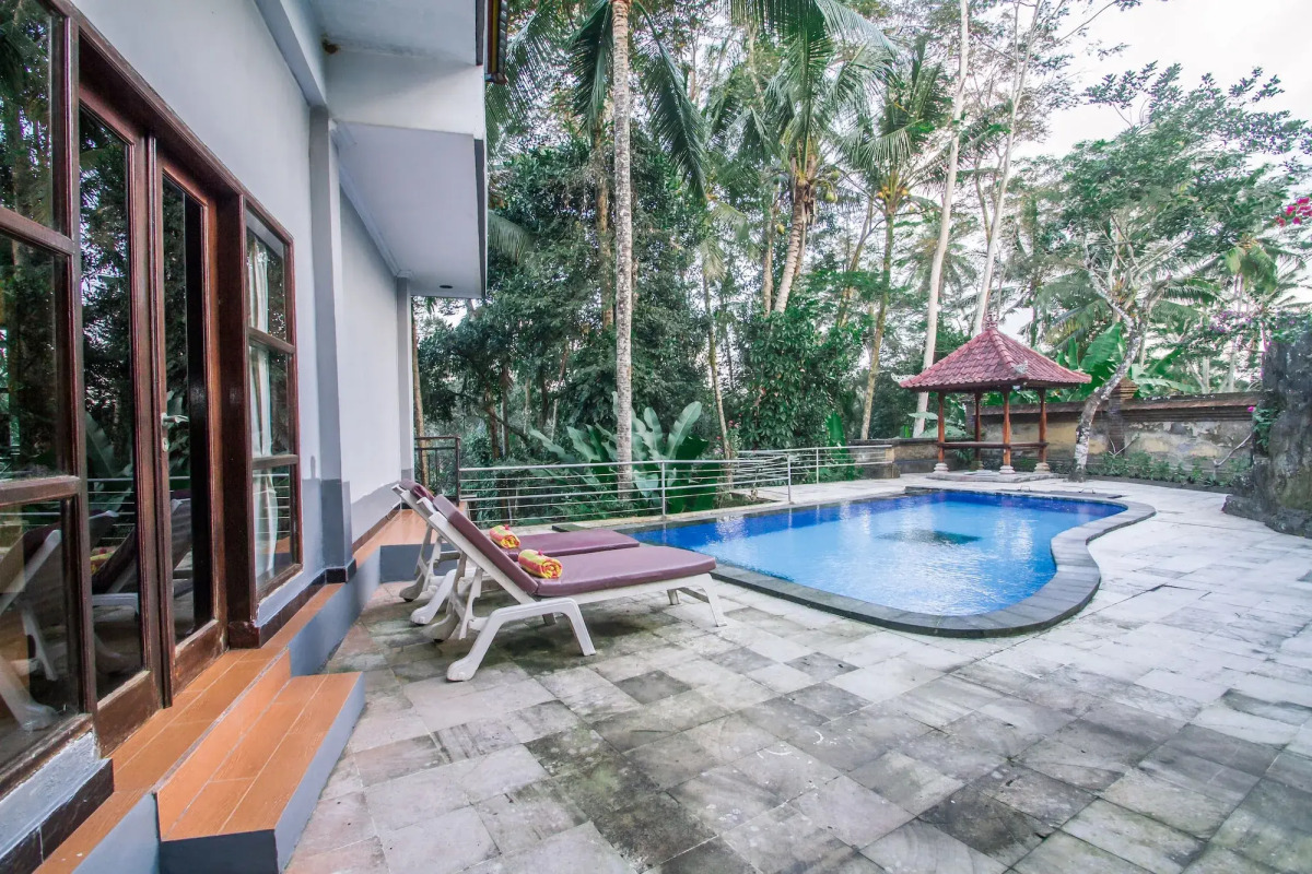 Puri Saron Hotel Madangan