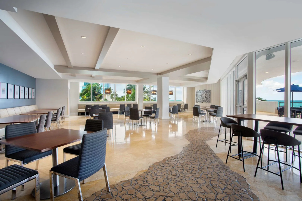 DoubleTree Resort & Spa by Hilton Ocean Point-N. Miami Beach