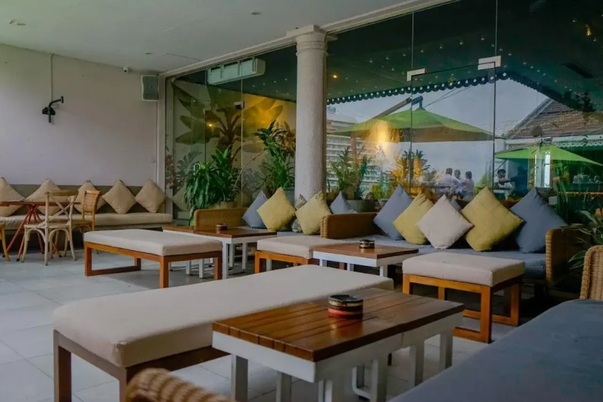 Fairway Colombo - Sri Lanka's First Hotel With Robot Technology