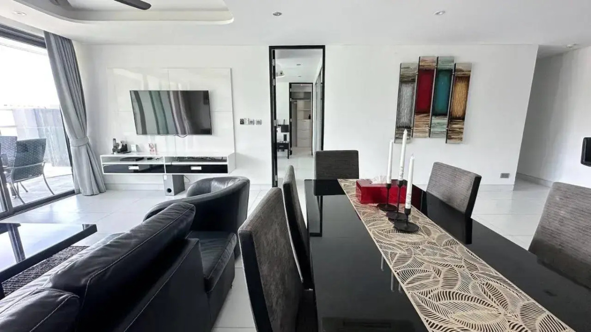 Absolute Twin Sands Resort & Spa