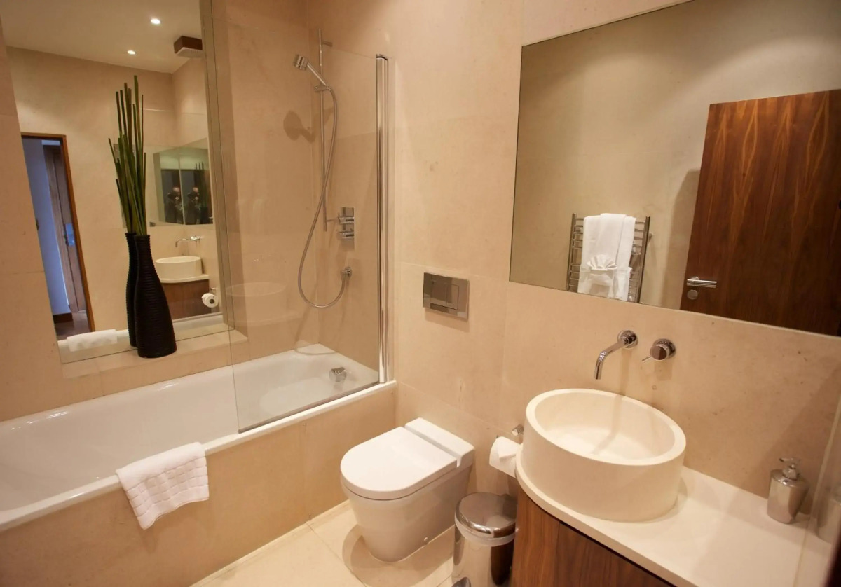 Park Regis Lotus Hotel