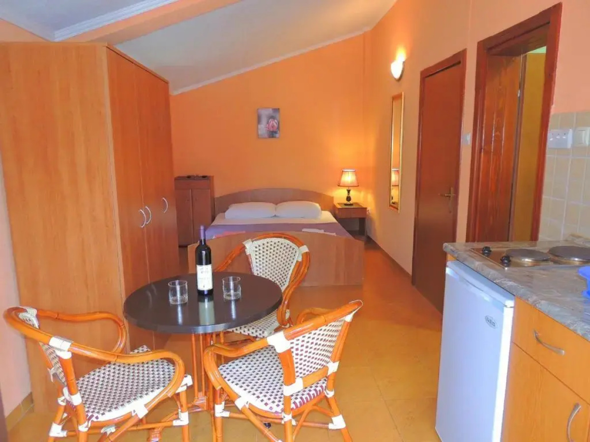 Villa Budvanka Guesthouse