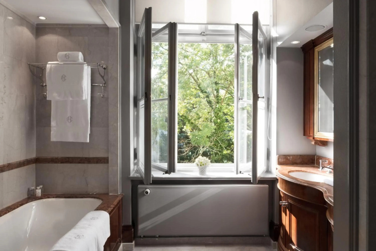 Schlosshotel Berlin By Patrick Hellmann