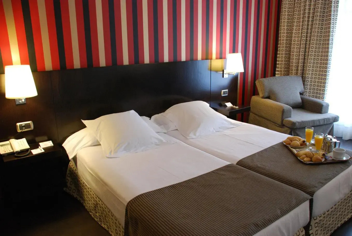 Отель Conde Duque Bilbao