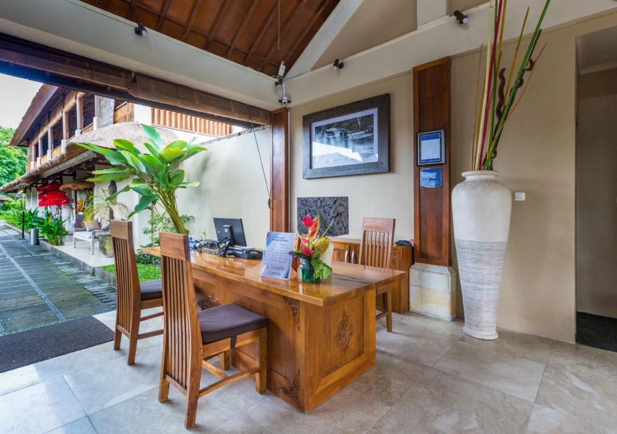 Bali Lovina Beach Cottages