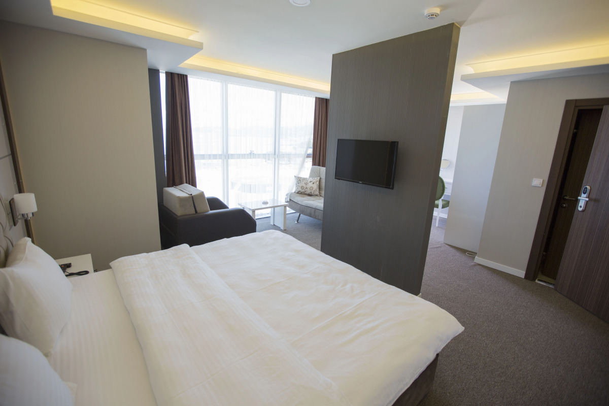 Royal Life Exclusive