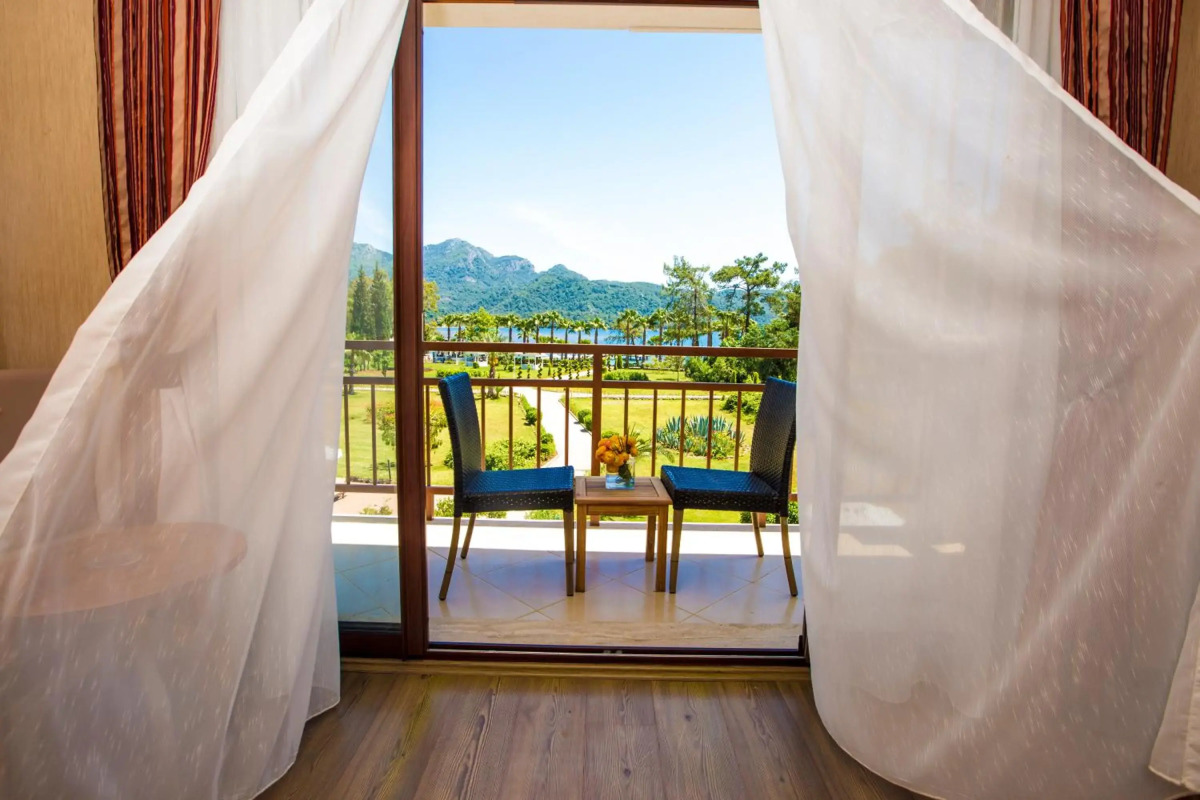 Fortezza Beach Resort