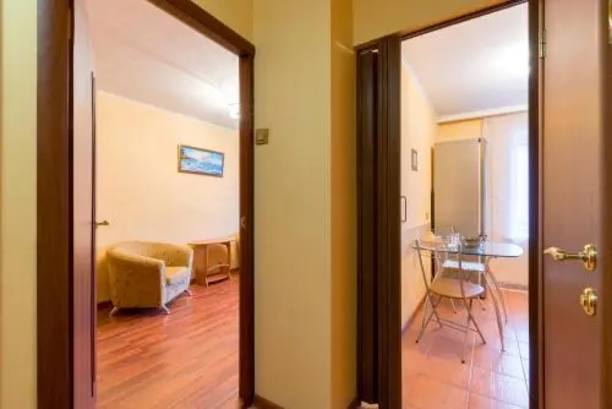 Апартаменты на Комендантском 25