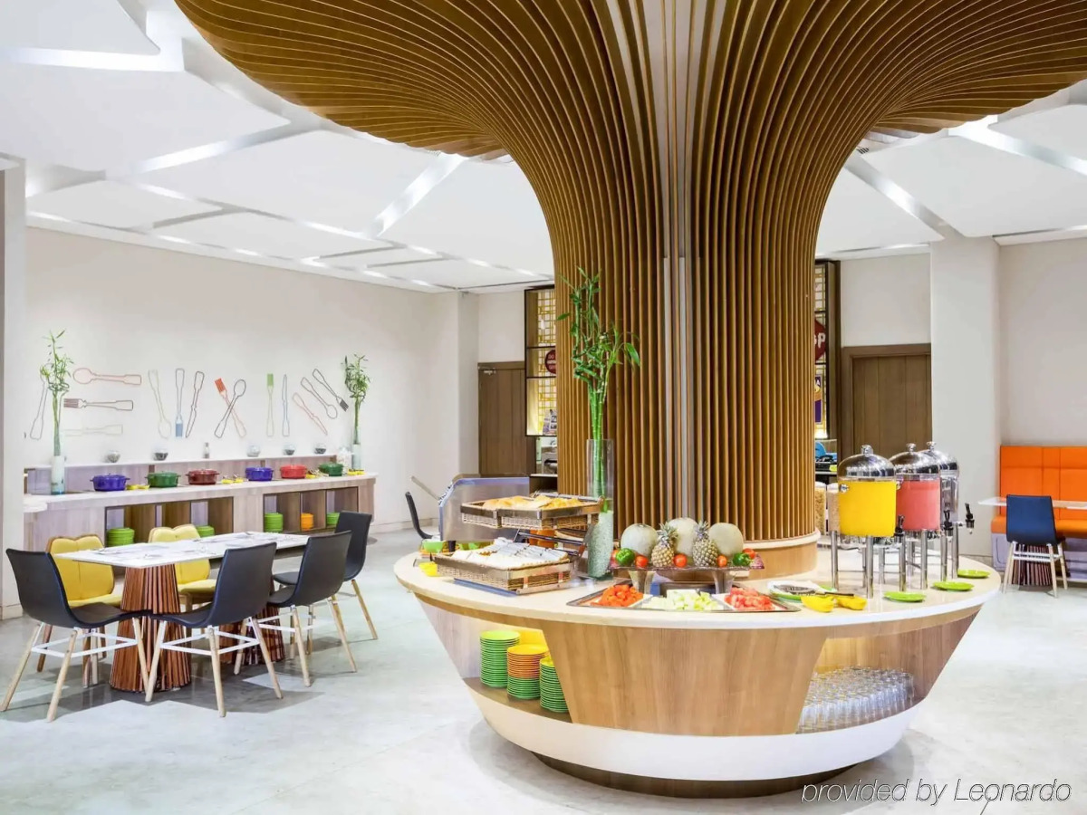 Grand Livio Kuta Hotel