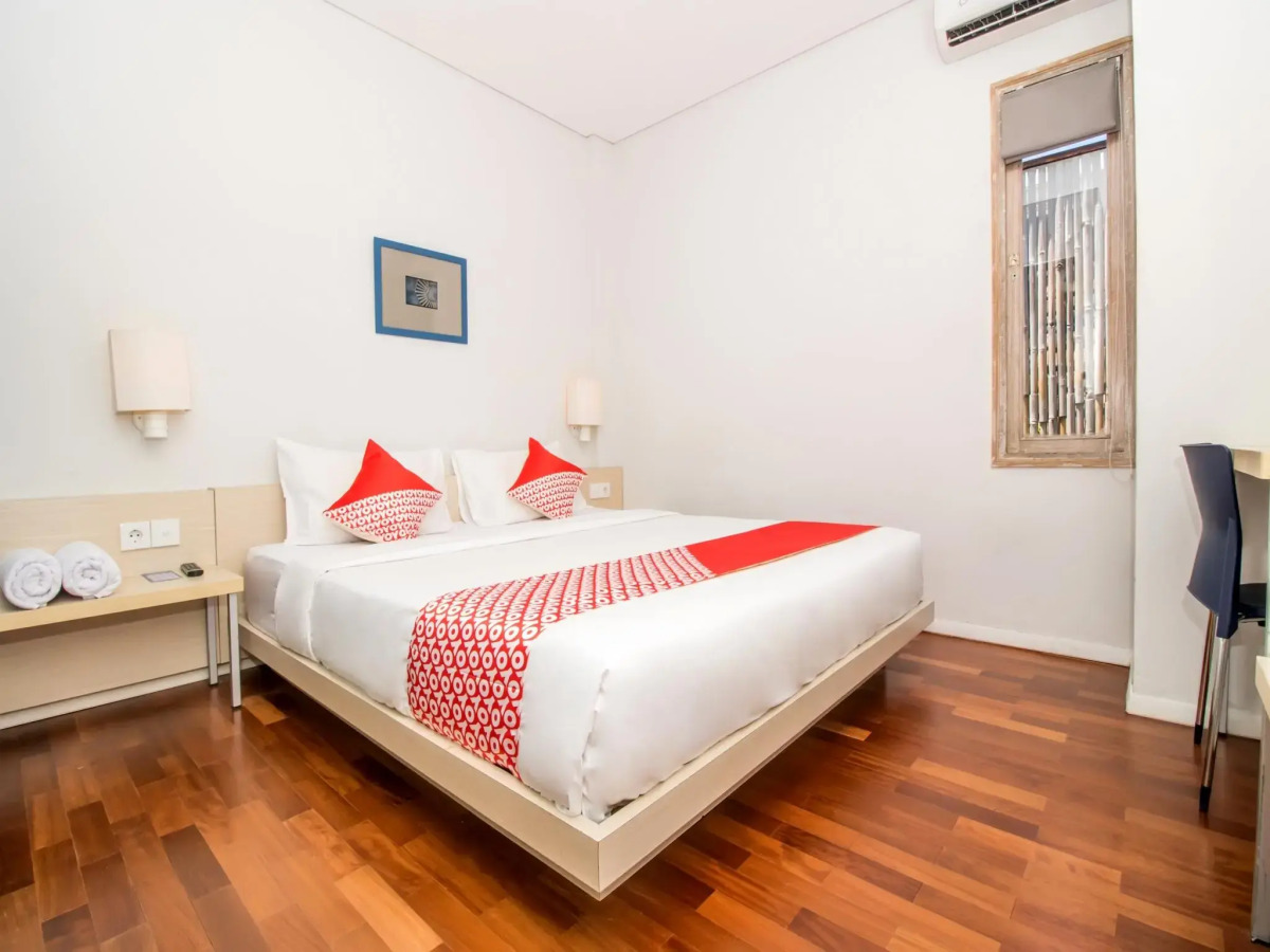 OYO 2854 COZY B&B Seminyak